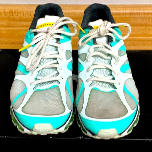 Nike Womens Shoes Air Max Livestrong Running White Turquoise 487992-348. Size 9 - Picture 4 of 7